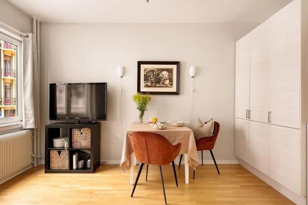 Praktisk 1-Roms Leilighet Oslo Exteriör bild